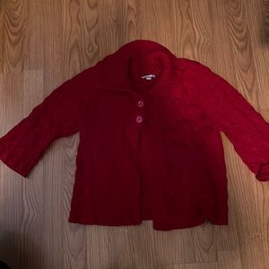 Red 3/4 sleeve two button sweater size M
